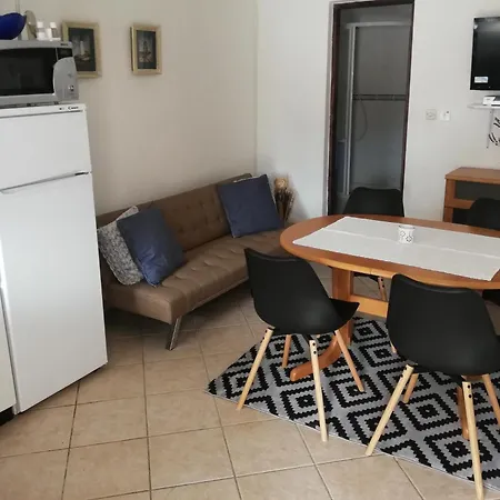 With Parking Space - Lozice, - 21047 *