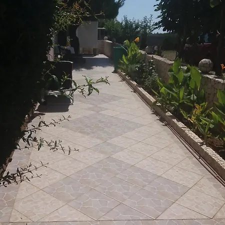 With Parking Space - Lozice, - 21047 아파트 비르