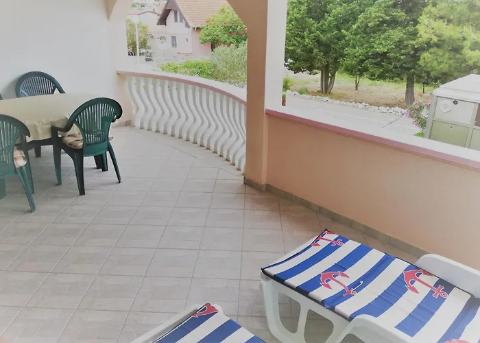 With Parking Space - Lozice, - 21047 *