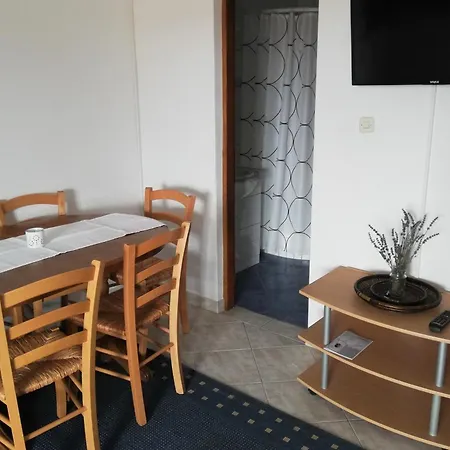 With Parking Space - Lozice, - 21047